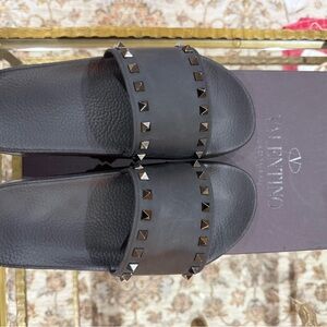 Valentino Rockstud Slides